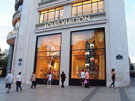 places to buy louis vuitton in paris|louis vuitton paris appointments.